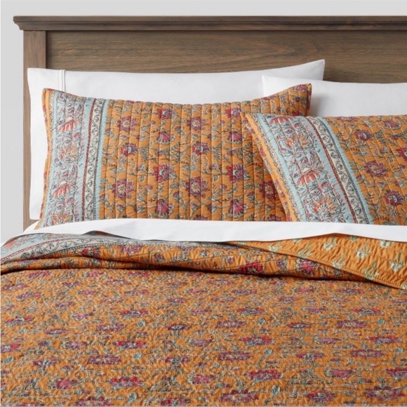 Threshold Bedding Threshold Fullqueen Reversible Quilt Poshmark